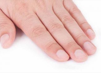 How to treat dry and brittle nails?